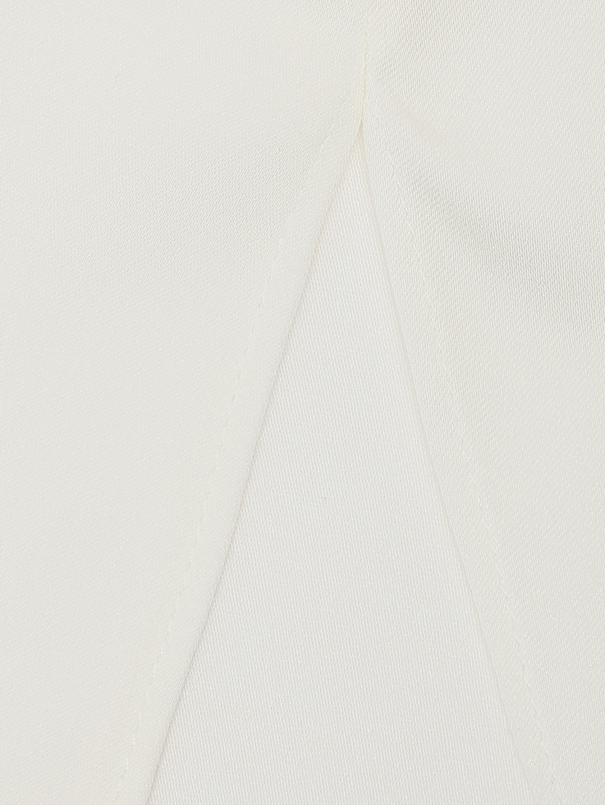 Блуза из шелка с драпировкой By Malene Birger  –  Деталь1  – Цвет:  Белый
