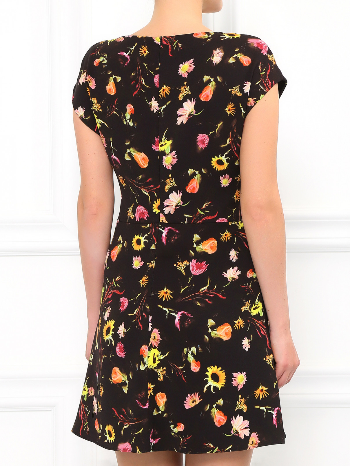Платье-мини с цветочным узором Moschino Cheap&Chic  –  Модель Верх-Низ1  – Цвет:  Узор